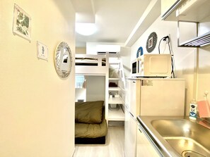 Interior - A studio apartment hotel that is a 2minute walk f / Naha Okinawa (Naha)