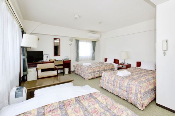 1 soverom, skrivebord, strykejern/-brett og wi-fi (inkludert)