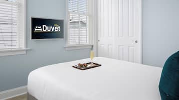 2 bedrooms, iron/ironing board, WiFi