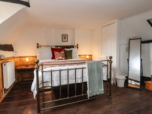 Cottage | Interior - Runnymede (Tewkesbury)