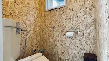 Hårtork och handdukar