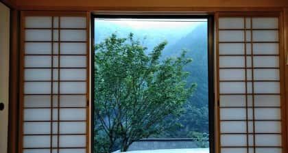 Japanesestyle room Limited to one group per dayselfcatering / Shikokuchuo Ehime