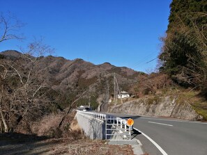 Exterior - The KeiHouse in the mountains surrounded by the sounds of nature where pets are also allowed  / Shikokuchuo Ehime (Shikokuchuo)