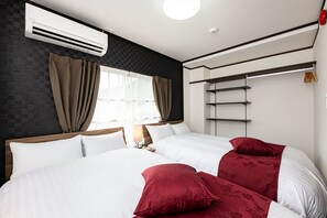 1 bedroom, desk, free WiFi, bed sheets