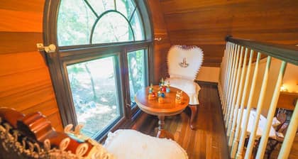 Canadian traditional house brick house surrounded - Canadian Trad House / Nasu-gun Tochigi