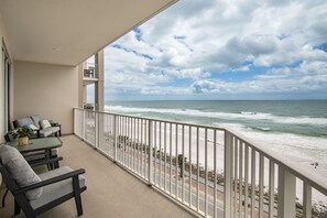 Property grounds - Majestic Sun A711*Remodeled*Golf Cart*Heated Pools*Gulf View*Hot Tubs*Pickleball (Miramar Beach)