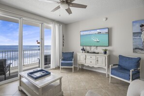 Smart TV, reproductor de DVD, libros