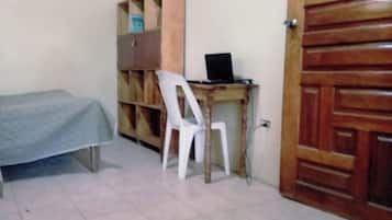 2 bedrooms, desk, iron/ironing board, travel cot