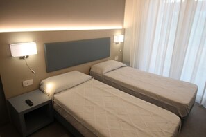 Appartamento Superior | Una cassaforte in camera, insonorizzazione, ferro/asse da stiro