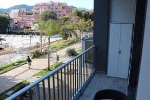 View from room - Persea mare appartamenti (Taggia)