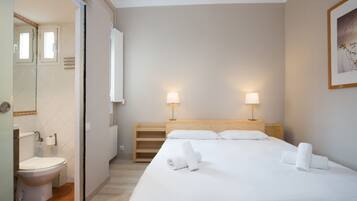 3 dormitorios, tabla de planchar con plancha, wifi y ropa de cama