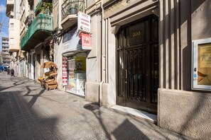 تفاصيل الفندق من الخارج