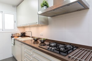 Fridge, microwave, oven, dishwasher
