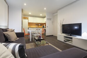 Televisión y reproductor de DVD 