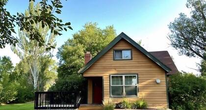 245 Kevin Colorado Grandma's Escape Village Rustic and Cozy House near Great Sand Dunes Wolf Creek Ski