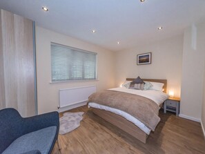 Chaumière | 2 chambres, décor unique, ameublement unique, accès au Wi-Fi (inclus)