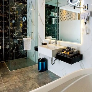 Bathroom - Savero Hotel (Depok)