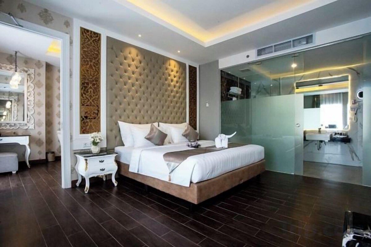 King Suite