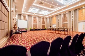 Banquet hall - Savero Hotel (Depok)