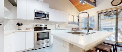 Fridge, microwave, oven, dishwasher