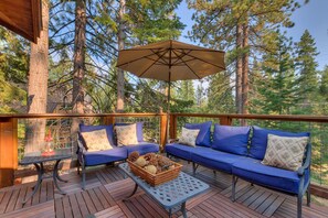 Terrace/patio - Tahoe Rim Retreat - Large 3BR + Bonus Rooms with Pool Table and Private Hot Tub - Pet Friendly! (Kings Beach)