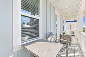 Property grounds - Casa Del Sol - 3BR/2.5BA Grande Pointe Home - Sleeps 9 - Community Pool (Inlet Beach)
