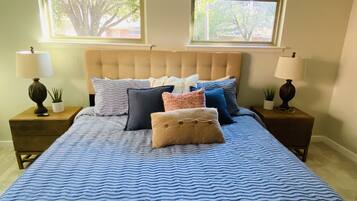 5 bedrooms, iron/ironing board, free WiFi, bed sheets