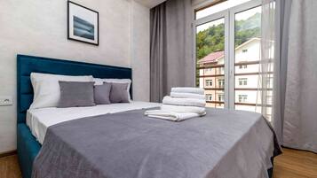 Apartment | 3 Schlafzimmer, Allergikerbettwaren, individuell dekoriert