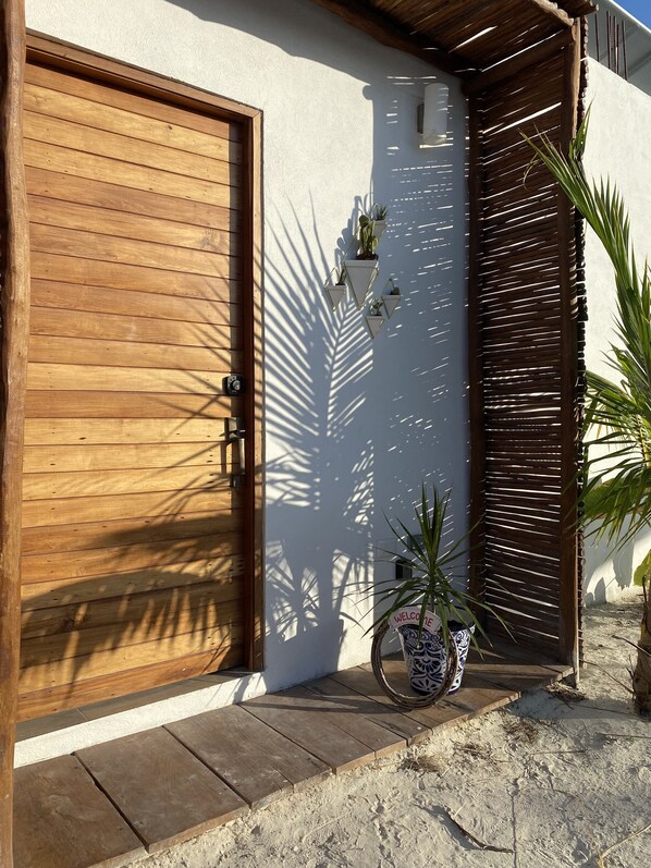 Exterior detail - Cheerful 1 bedroom house w/ pool and much more! (Holbox)