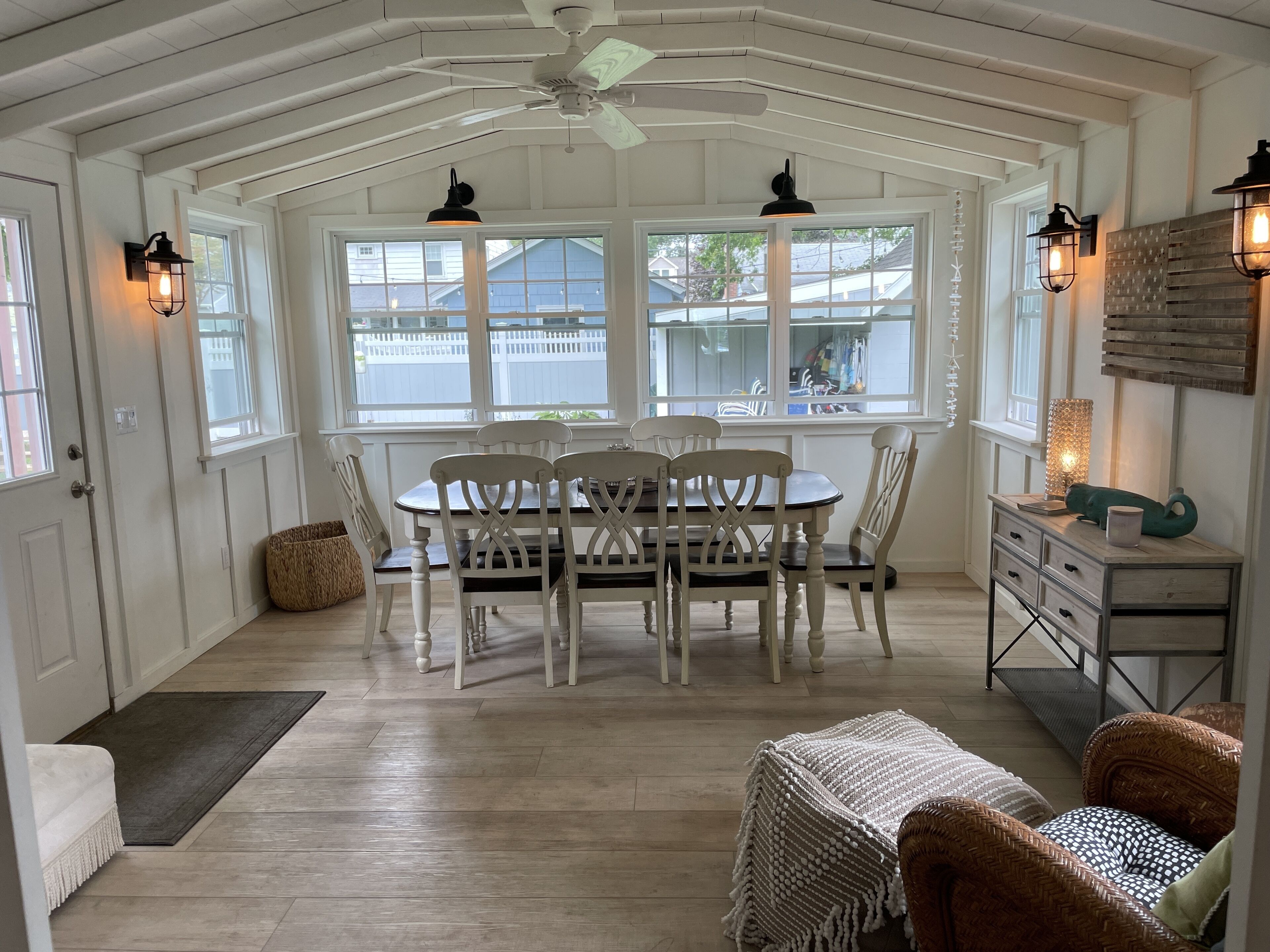 Perfect Beach House & Academic Rental: 3-Bedroom Home, just steps to Beach!