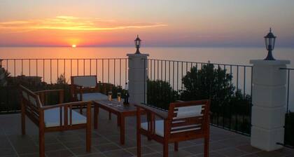 Beeindruckende Villa in Banyalbufar mit Blick auf das Meer, Schwimmbad, WLAN und privatem Grill.