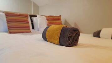 Cottage | 3 bedrooms, free WiFi, bed sheets