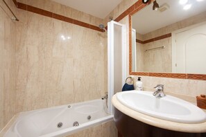 Bathroom - Pinogolf de Don Carlos (Marbella)