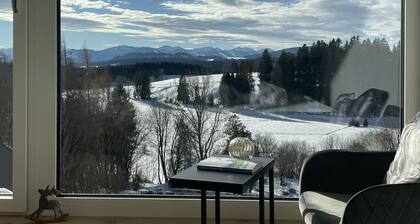 Fantastic mountain views in the AllgÀu climatic health resort