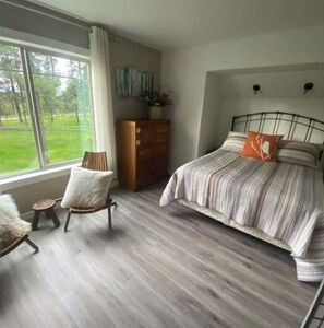 1 chambre, fer et planche Ă repasser, Wi-Fi gratuit, draps fournis