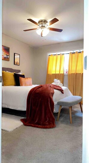 2 bedrooms, iron/ironing board, WiFi