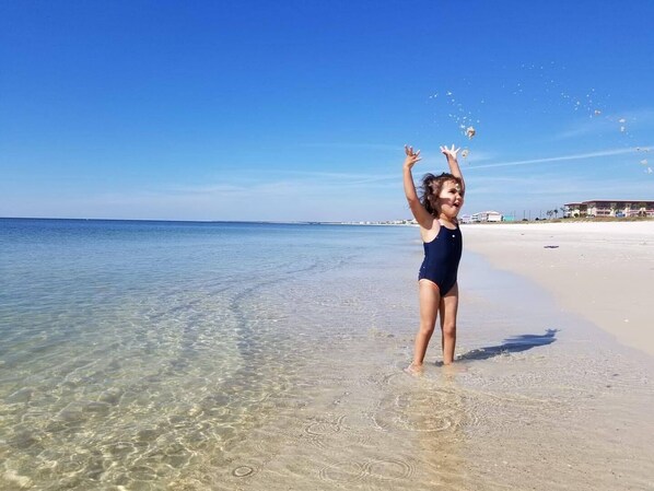 Beach nearby - Your Home Away From Home In Beautiful Mexico Beach!!! (Mexico Beach)