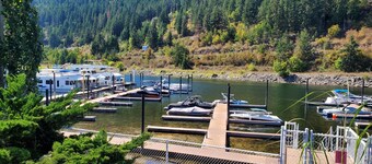 Waterfront Condo unit D201 with BOAT SLIP,  Pool, Hot Tub, underground Parking