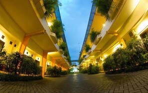 Property grounds - Puri Perdana Hotel & Convention Hall (Blitar)