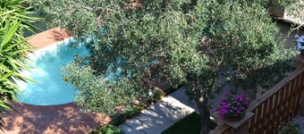 villa chalet con piscina