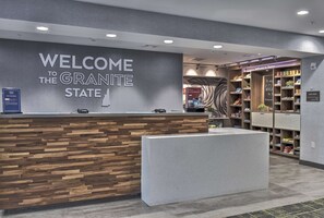 Reception - Hampton Inn & Suites Keene (Keene)