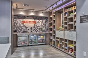 Snack bar