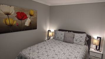 1 chambre, fer et planche Ă repasser, Wi-Fi gratuit, draps fournis