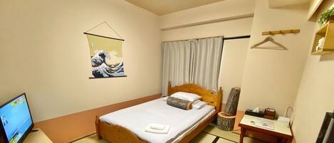 5 makuuhuonetta, työpöytä, silitysrauta/-lauta, ilmainen Wi-Fi