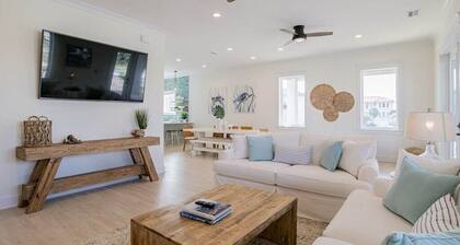 Laguna Key | Gulf Shores | Gorgeous home with beach, pool, and lagoon access! Pet Friendly!