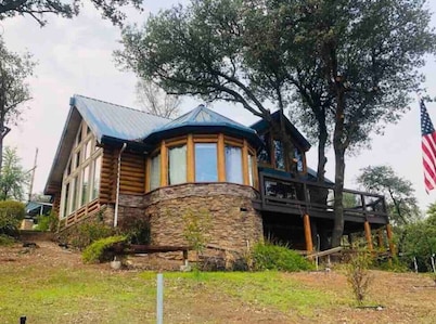The Happy Bear Lodge