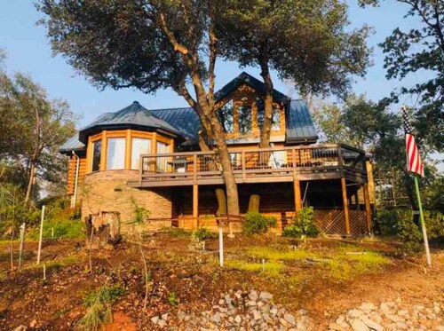 Stunning Cabin Minutes From Shasta Lake