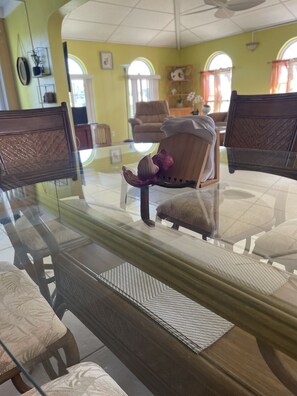 Interior - Tranquil Songs of Paradise~ A home away from home to soothe and refresh souls!😎 (Christiansted)