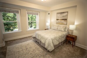 6 bedrooms, iron/ironing board, travel crib, free WiFi