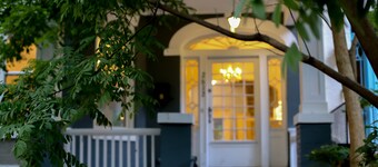 "Luxury spacious charming DC row house + parking"